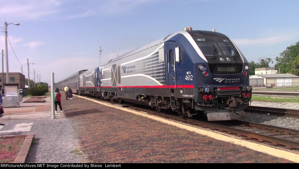 CN P390 (Amtrak)